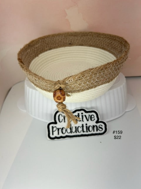 Natural colored rope basket with jute accents
